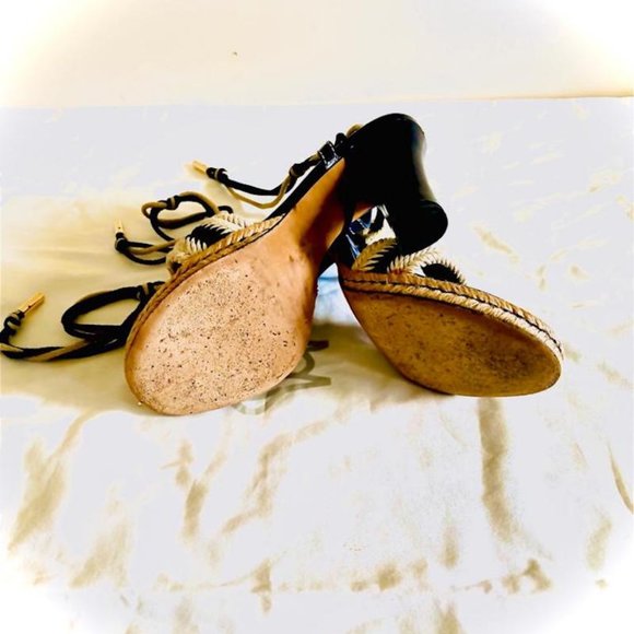 Louis Vuitton Sandals - Picture 4 of 6